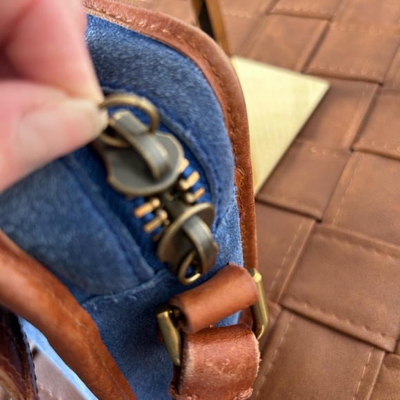 Madewell 1937 Accessories Mini Crossbody Bag Genuine Suede Cognac Leather Blue - Picture 11 of 11